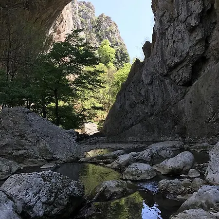 Ξενοδοχείο Aquastar Danube 4*