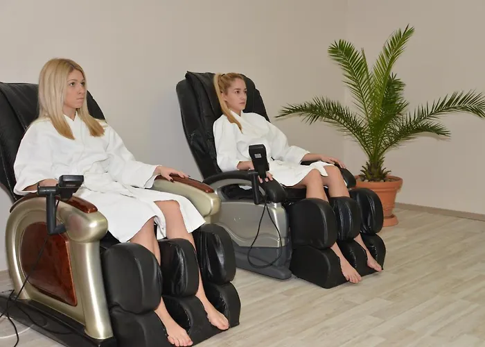 Hotel Aquastar Danube 4*