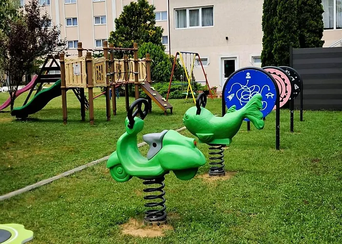 Aquastar Danube Hotel