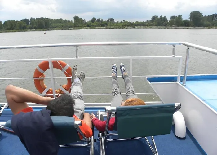 Hotel Aquastar Danube 4*