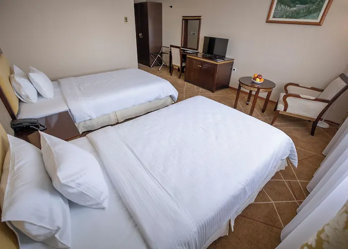 Hotel Aquastar Danube 4*